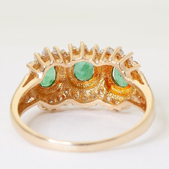 Vintage Ladies' 14kt Yellow Gold Emerald and Diamond Ring, Size 7 Birthday Gift - Picture 6 of 9